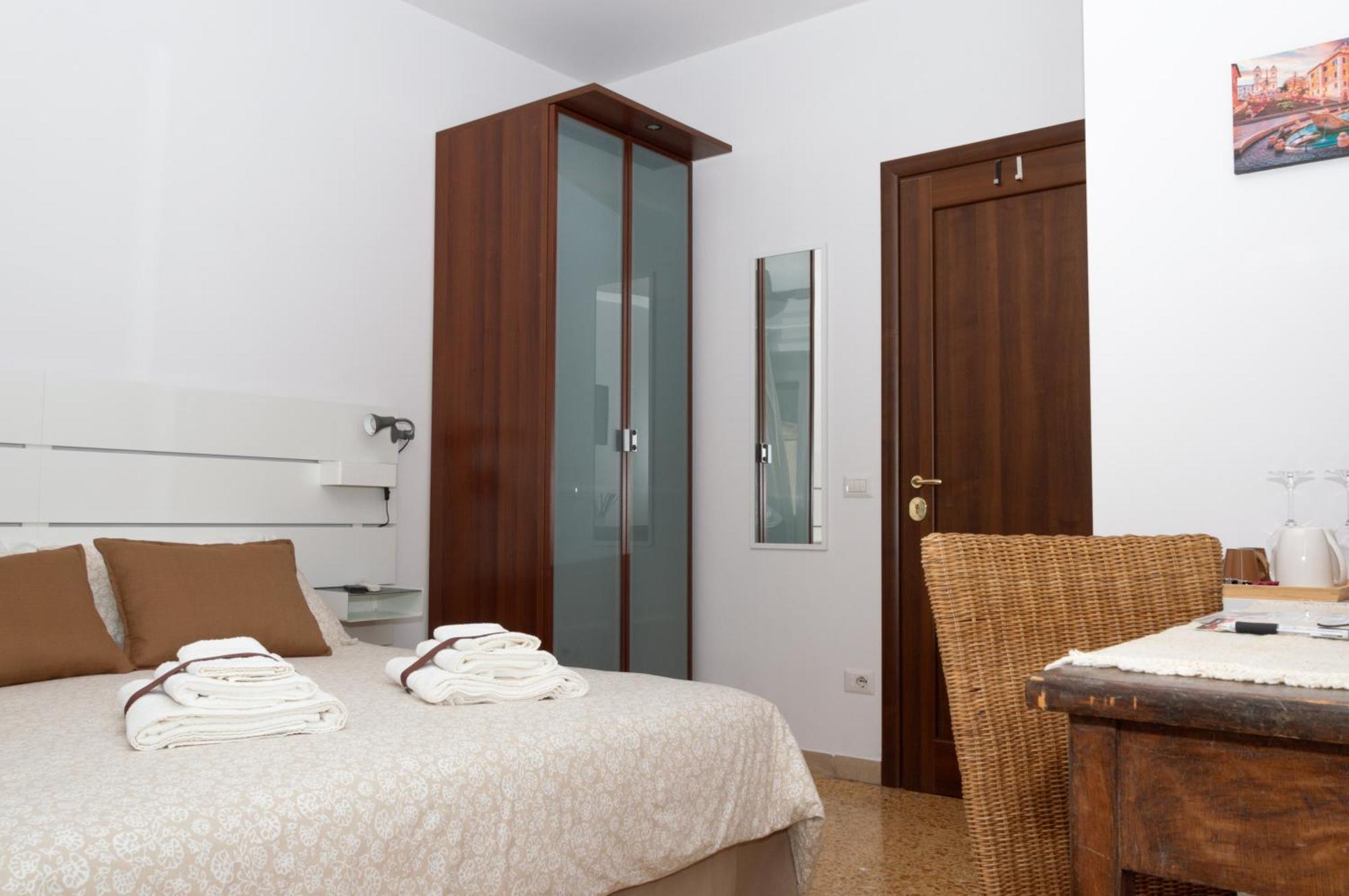 Testaccio Xix-Xxv Bed And Breakfast โรม ภายนอก รูปภาพ
