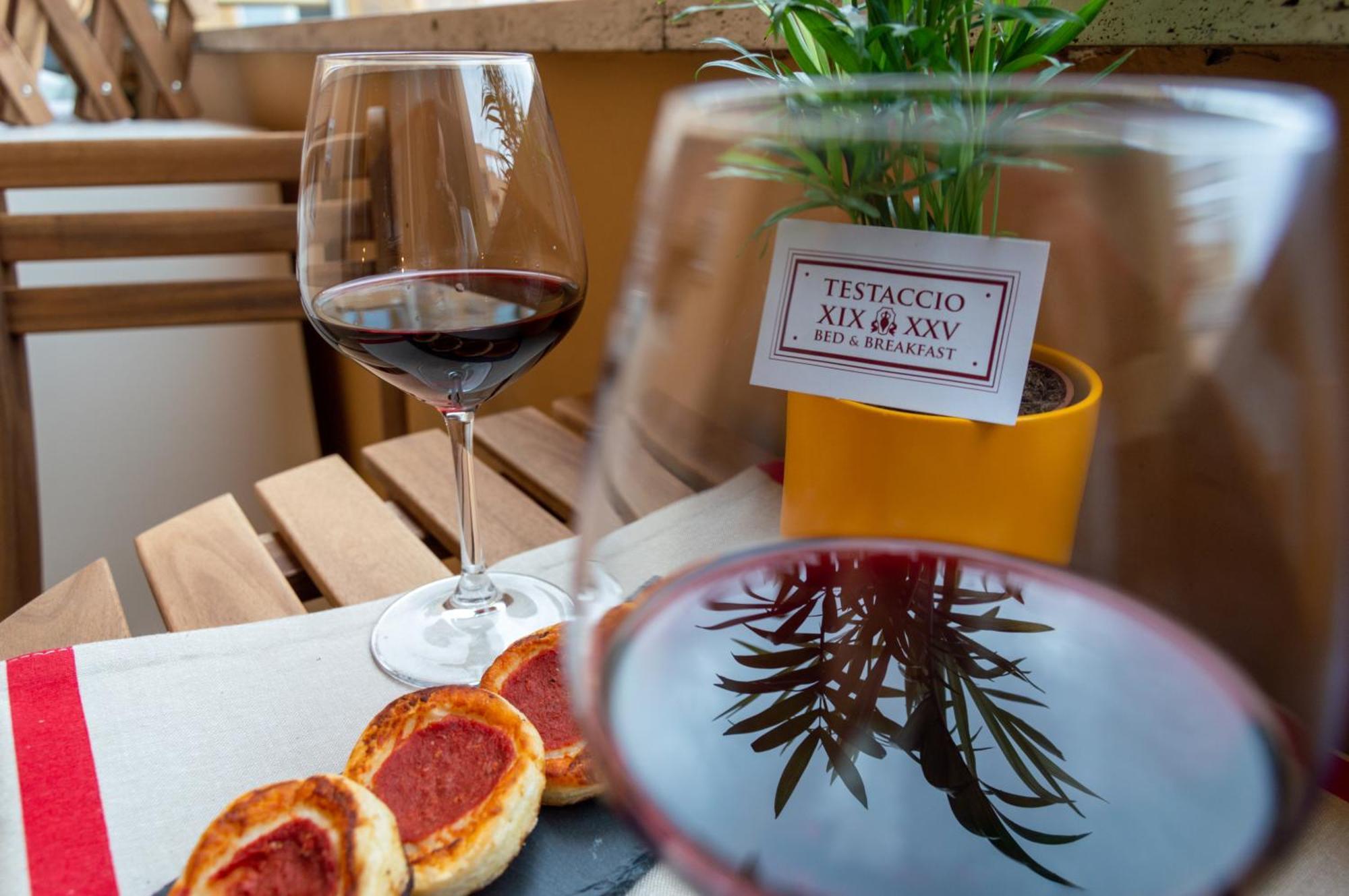 Testaccio Xix-Xxv Bed And Breakfast โรม ภายนอก รูปภาพ