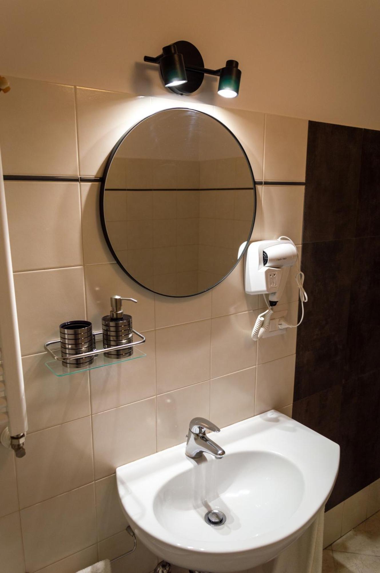 Testaccio Xix-Xxv Bed And Breakfast โรม ภายนอก รูปภาพ