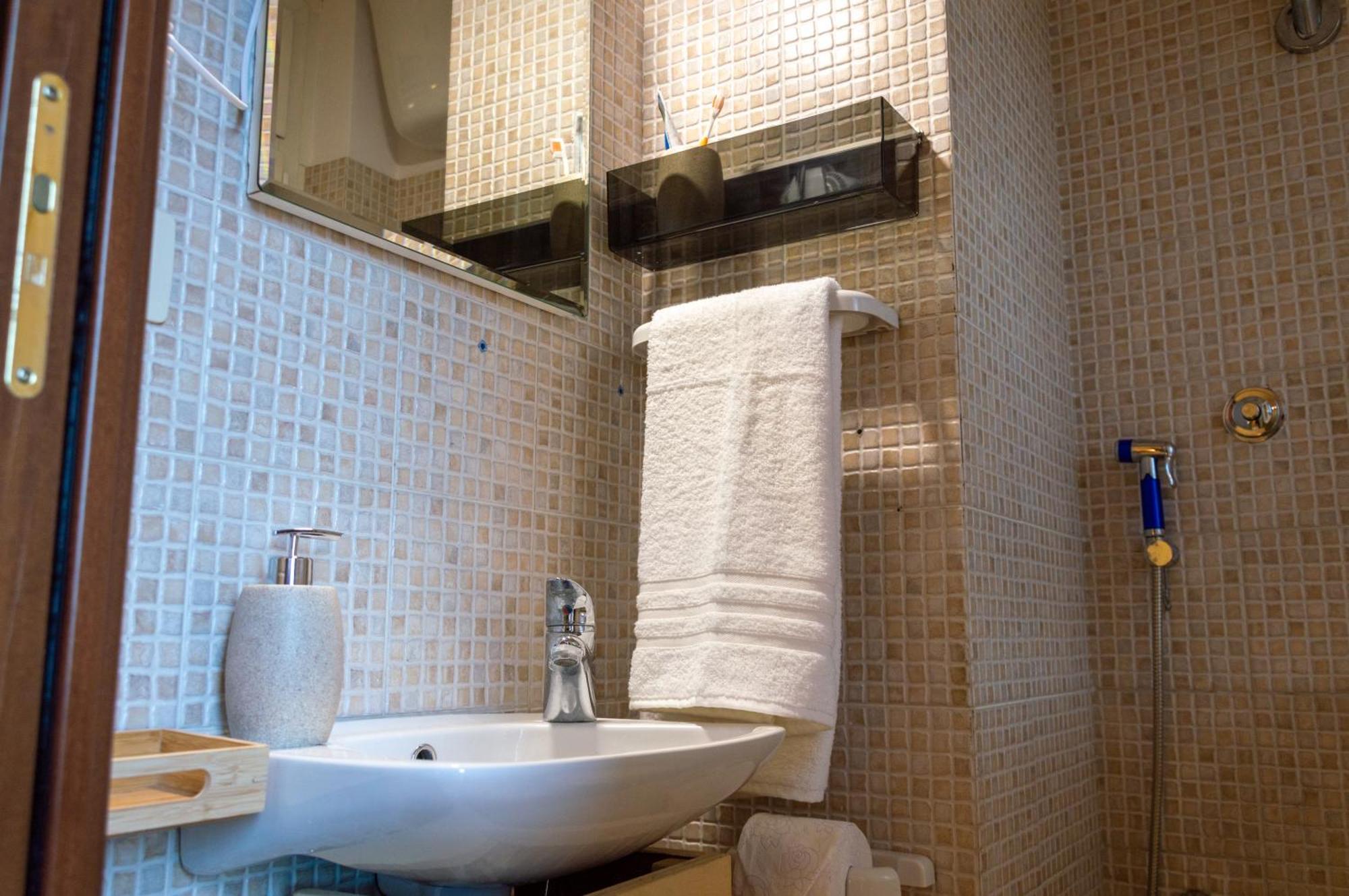 Testaccio Xix-Xxv Bed And Breakfast โรม ภายนอก รูปภาพ